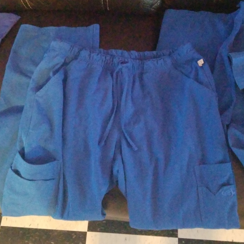 Scrub bottoms